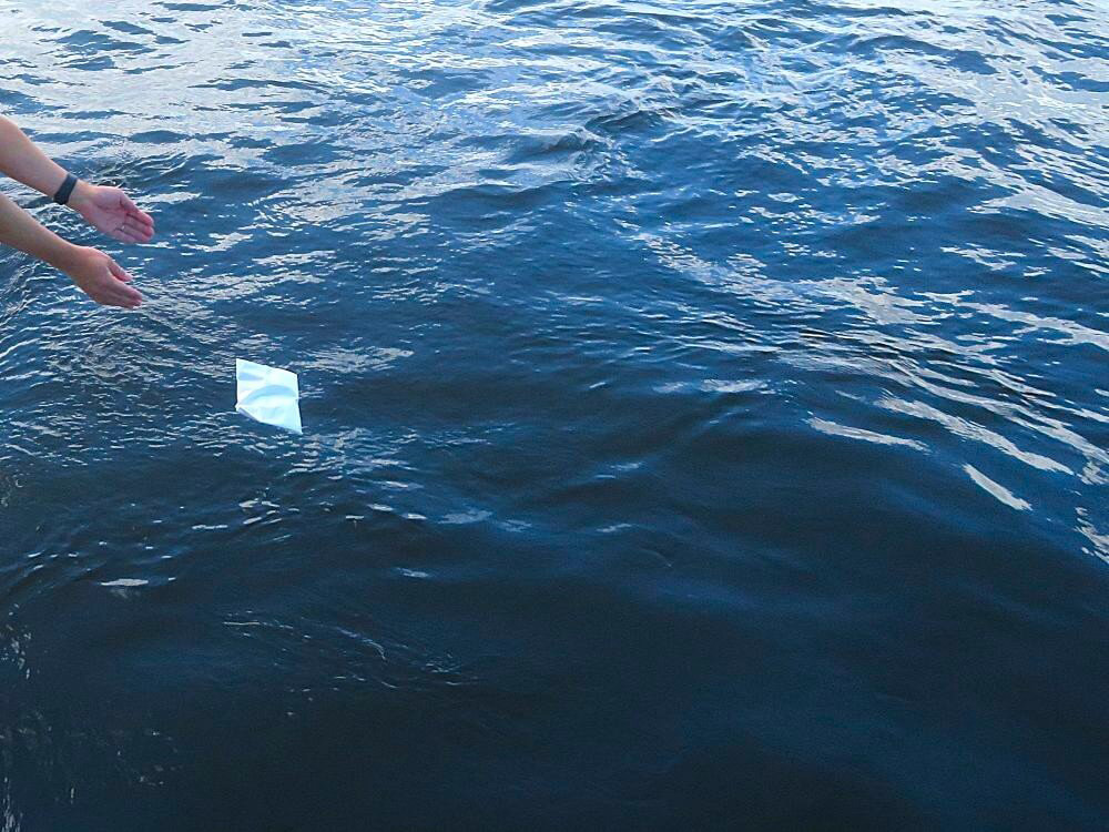 2.海のお仕事をされていた故人様を海へ