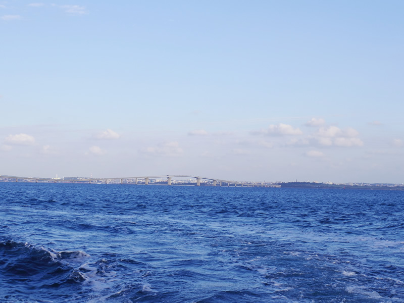 1.伊良部大橋を渡り伊良部島から出港