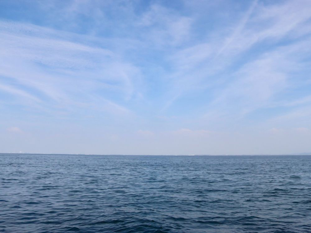 1.どこまでも広がる水平線