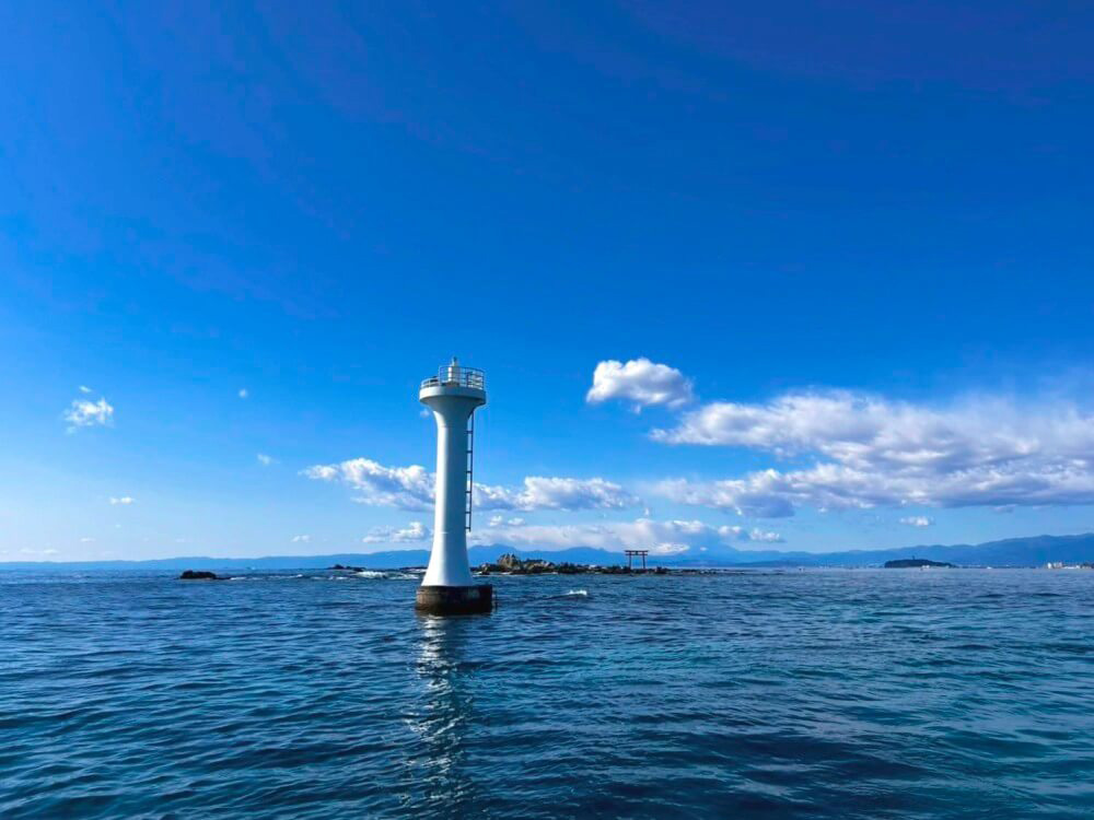 7.葉山灯台（通称：裕次郎灯台）