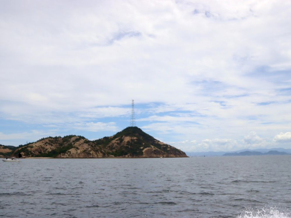 6.目印となる荒神島