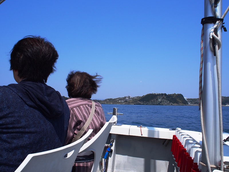 4.遠くを見つめるお二人