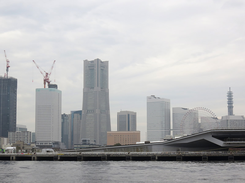 10.横浜港クルーズ後に帰港